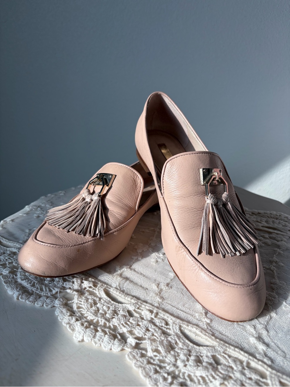 Louise et Cie Lo-Faru Pink Leather Tassel Loafers Size 8